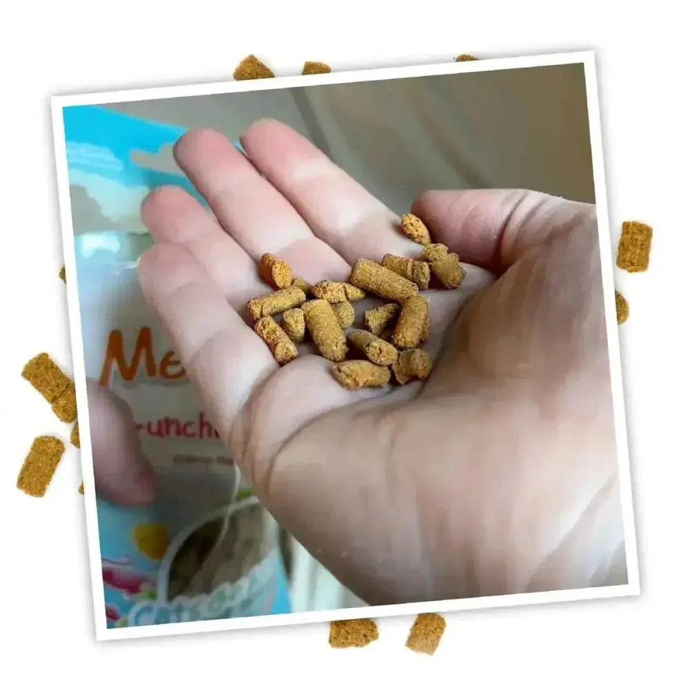 Meowijuana Crunchie Munchie Seafood Medley Cat Treat 3oz - Talis Us