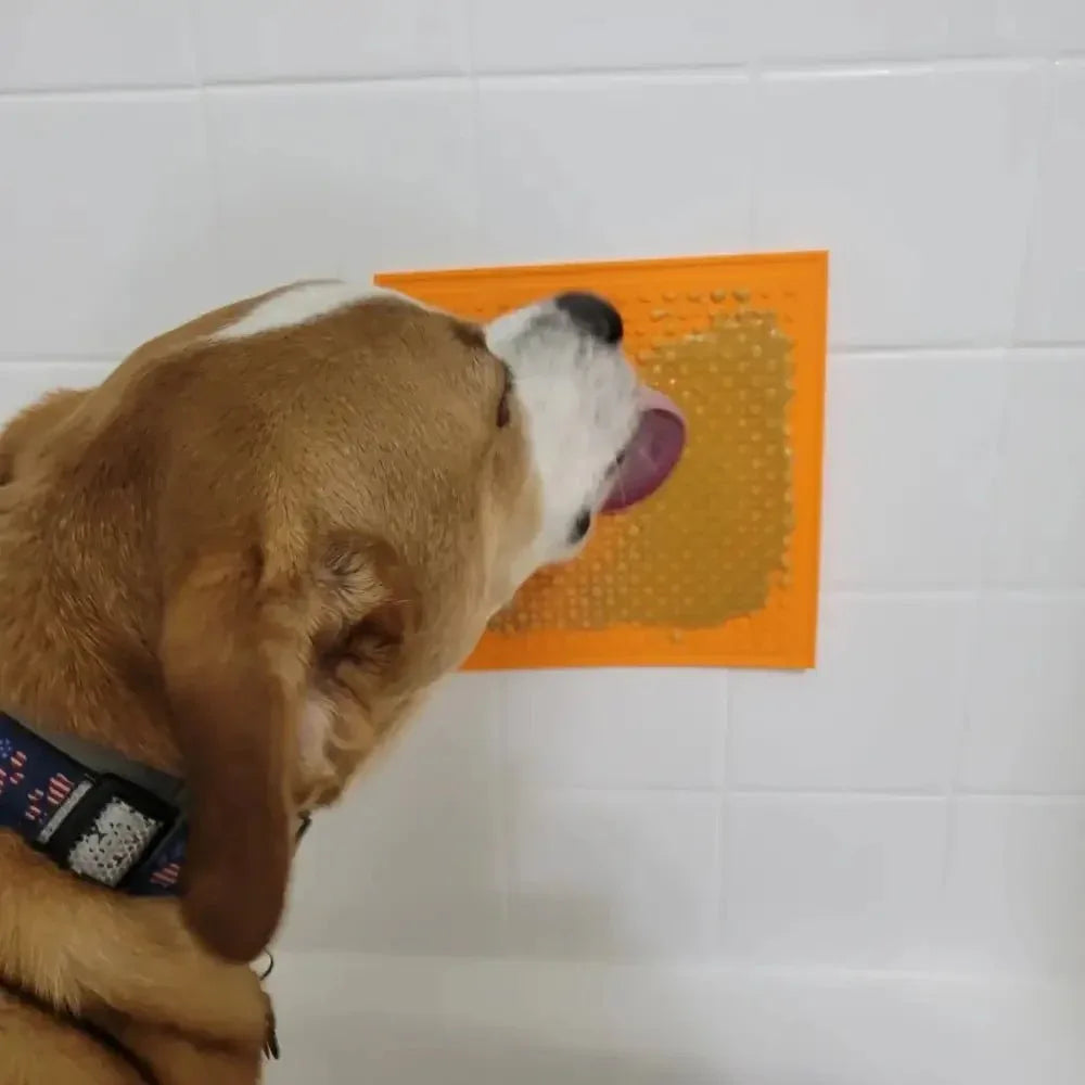 Poochie Butter Lick Pad (with Suction Cup) - Talis Us
