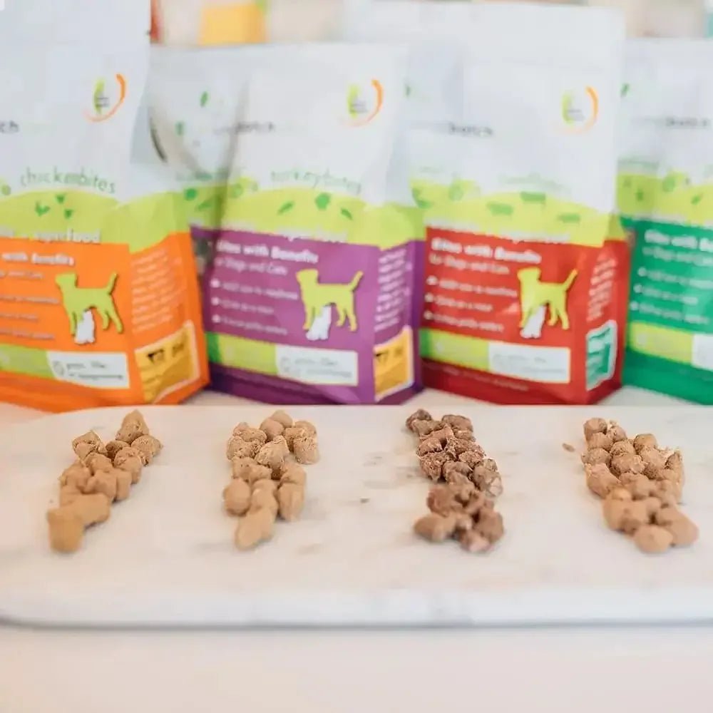 Smallbatch Pets Freeze - Dried Duck Bites for Dogs & Cats, 7 oz - Talis Us