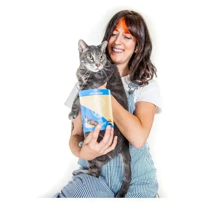 Winnie Lou Bison Liver Bits Cat Treats 1 oz. - Talis Us